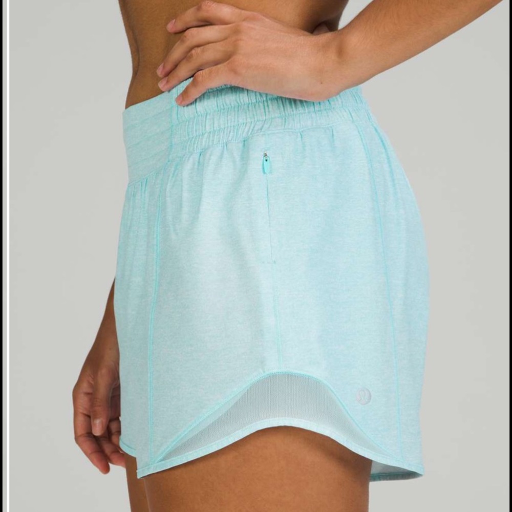 LULULEMON HIGH RISE HOTTY HOT SHORT 4”-ICING BLUE - Picture 5 of 16